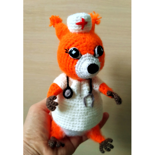 Вязаная игрушка ДОКТОР БЕЛКИНА купить