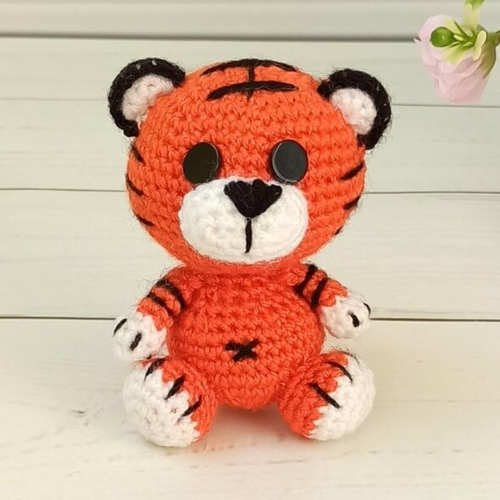 Вязаный Тигренок амигуруми купить